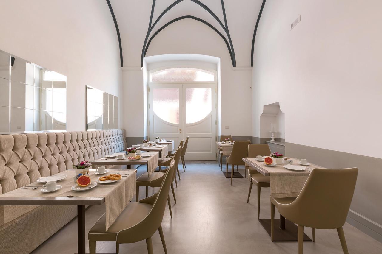 Palazzo Fasti Bed & Breakfast Казарано Екстериор снимка
