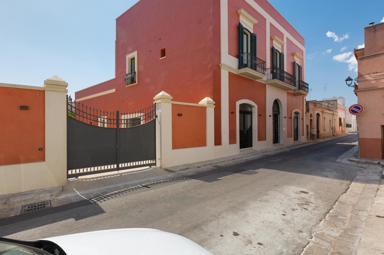 Palazzo Fasti Bed & Breakfast Казарано Екстериор снимка