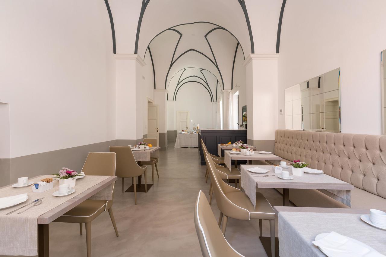 Palazzo Fasti Bed & Breakfast Казарано Екстериор снимка